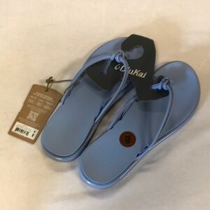 Olukai aka flip flop sandals Women 8 cloud blue knot summer beach shoes NWT